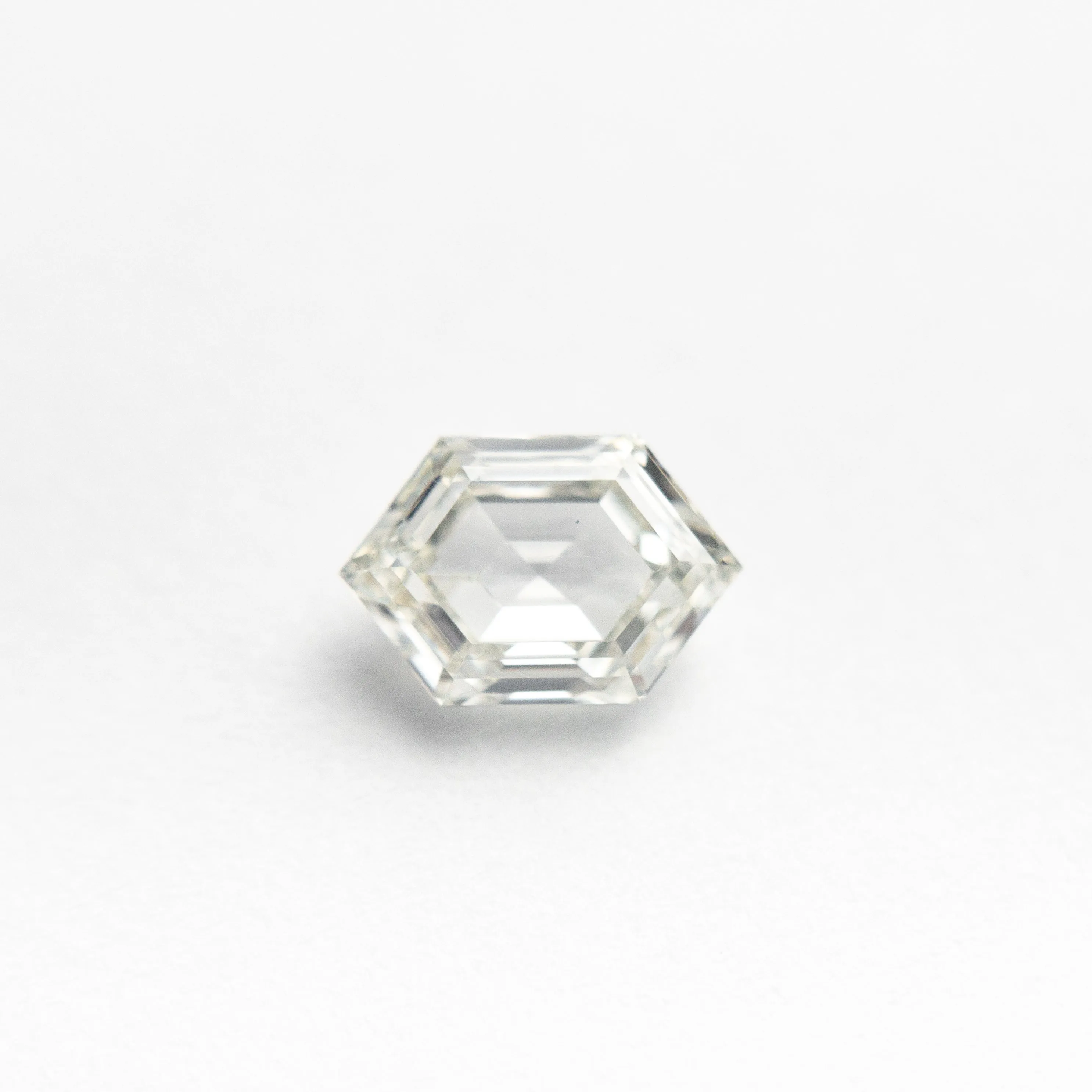 0.70ct 6.94x4.65x2.69mm VVS2 I Hexagon Step Cut 19386-08 