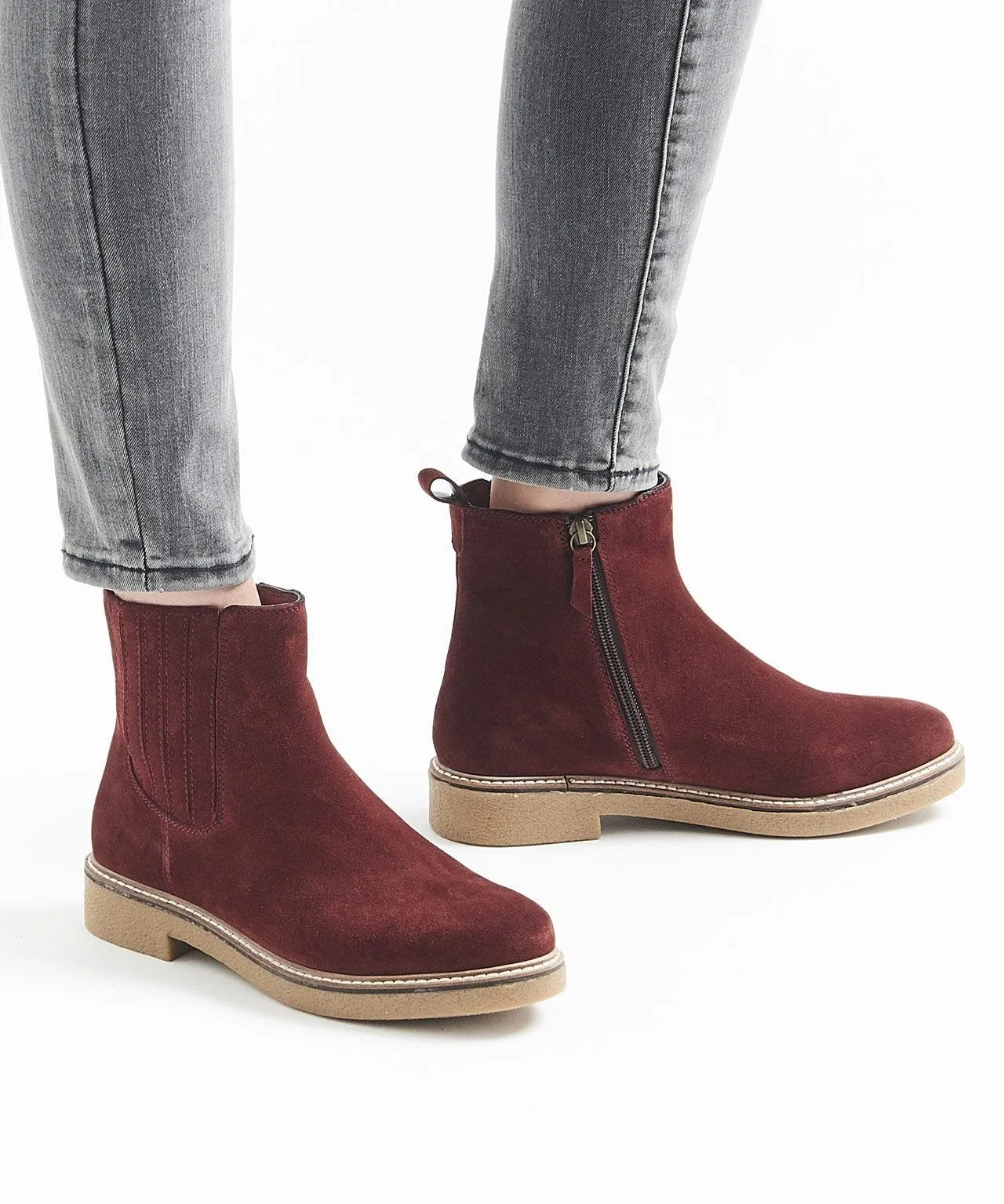 Fashionable Ankle Boots in Suede