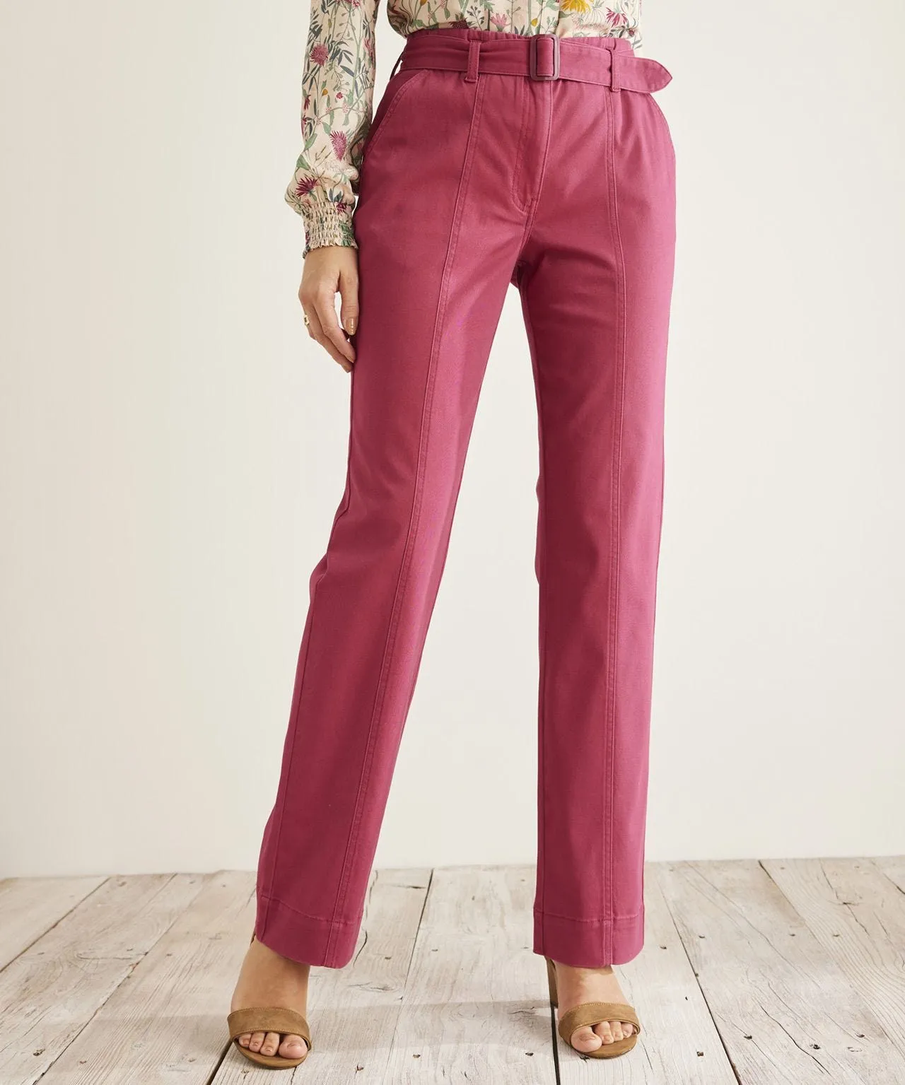 Wide-leg Trousers with Belt Fastening