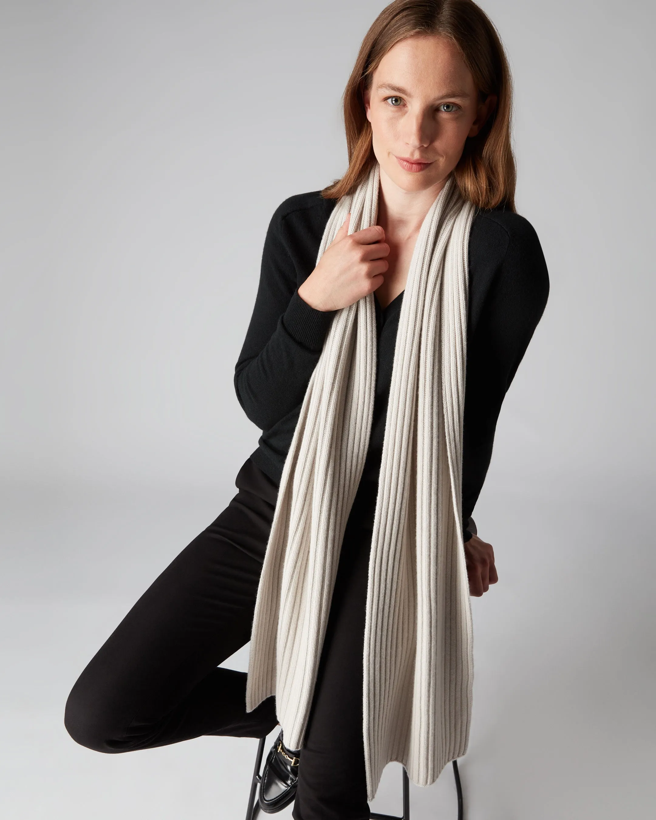 Chunky Rib Cashmere Scarf - Snow Grey