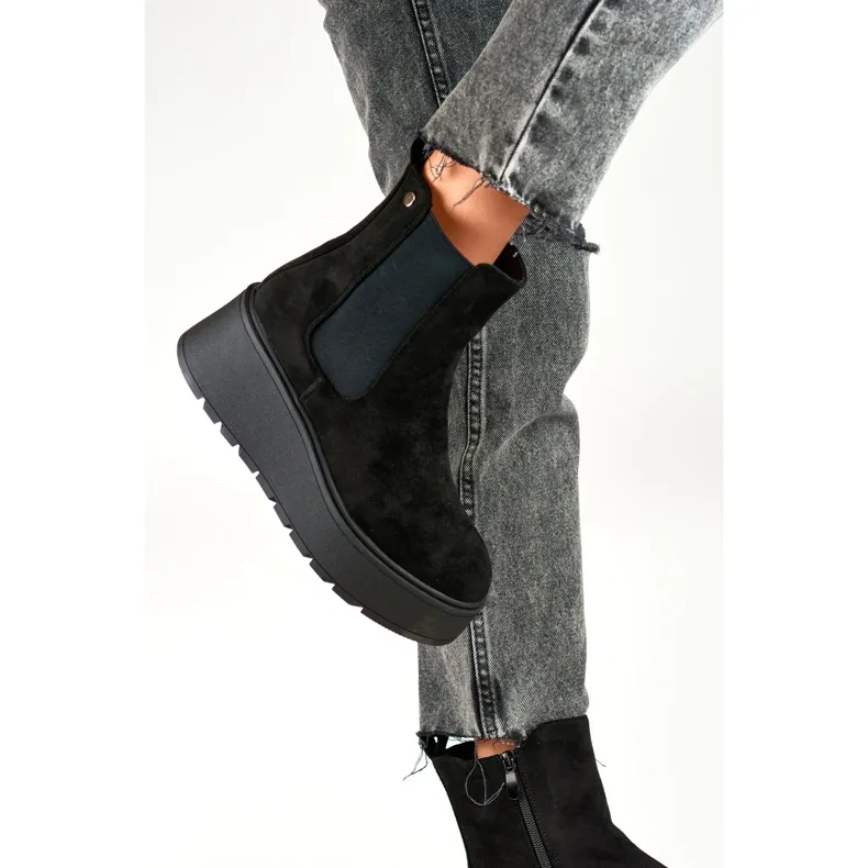 Laila suede wedge boots black