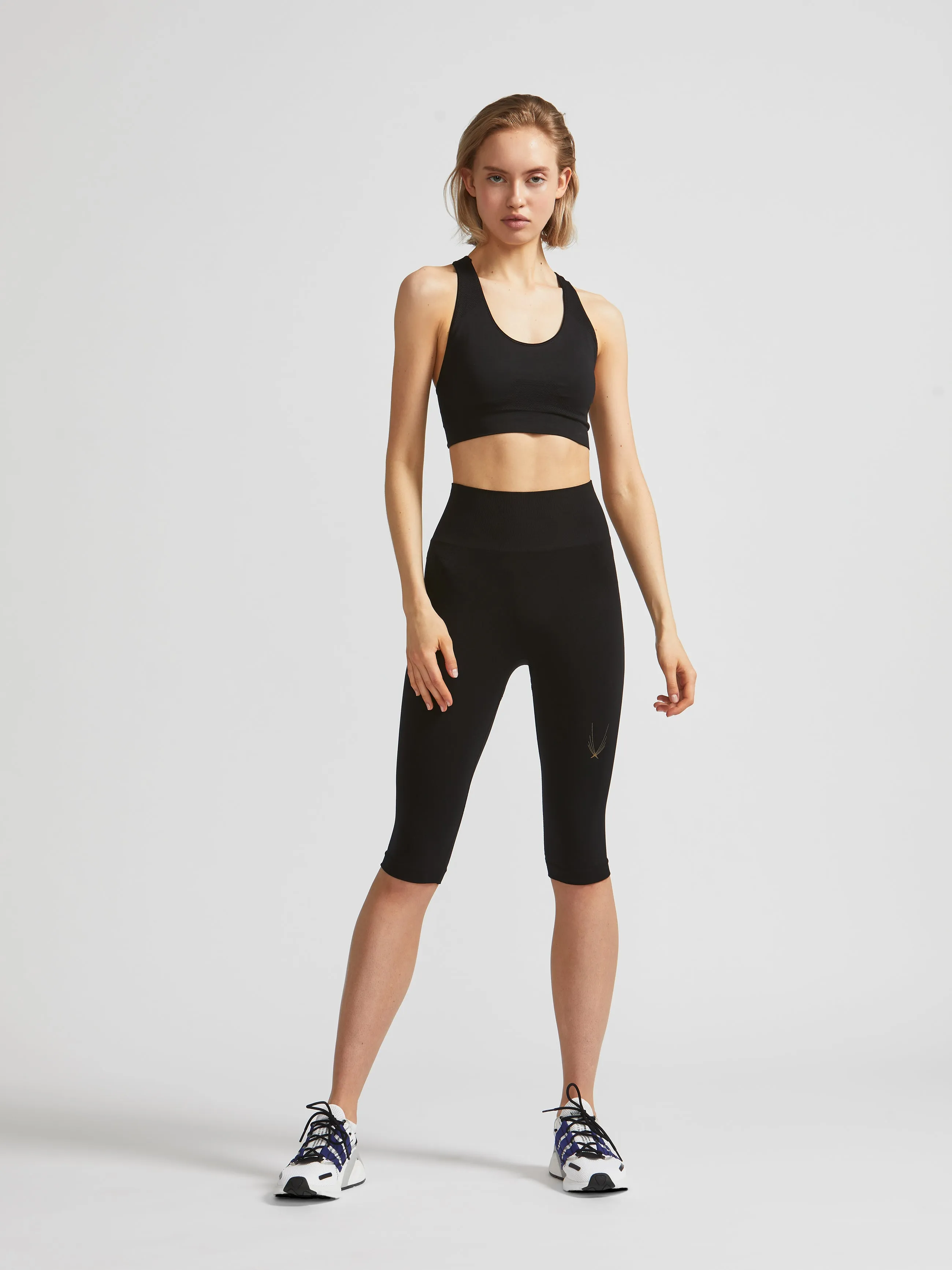 Performance Knit Capri Leggings