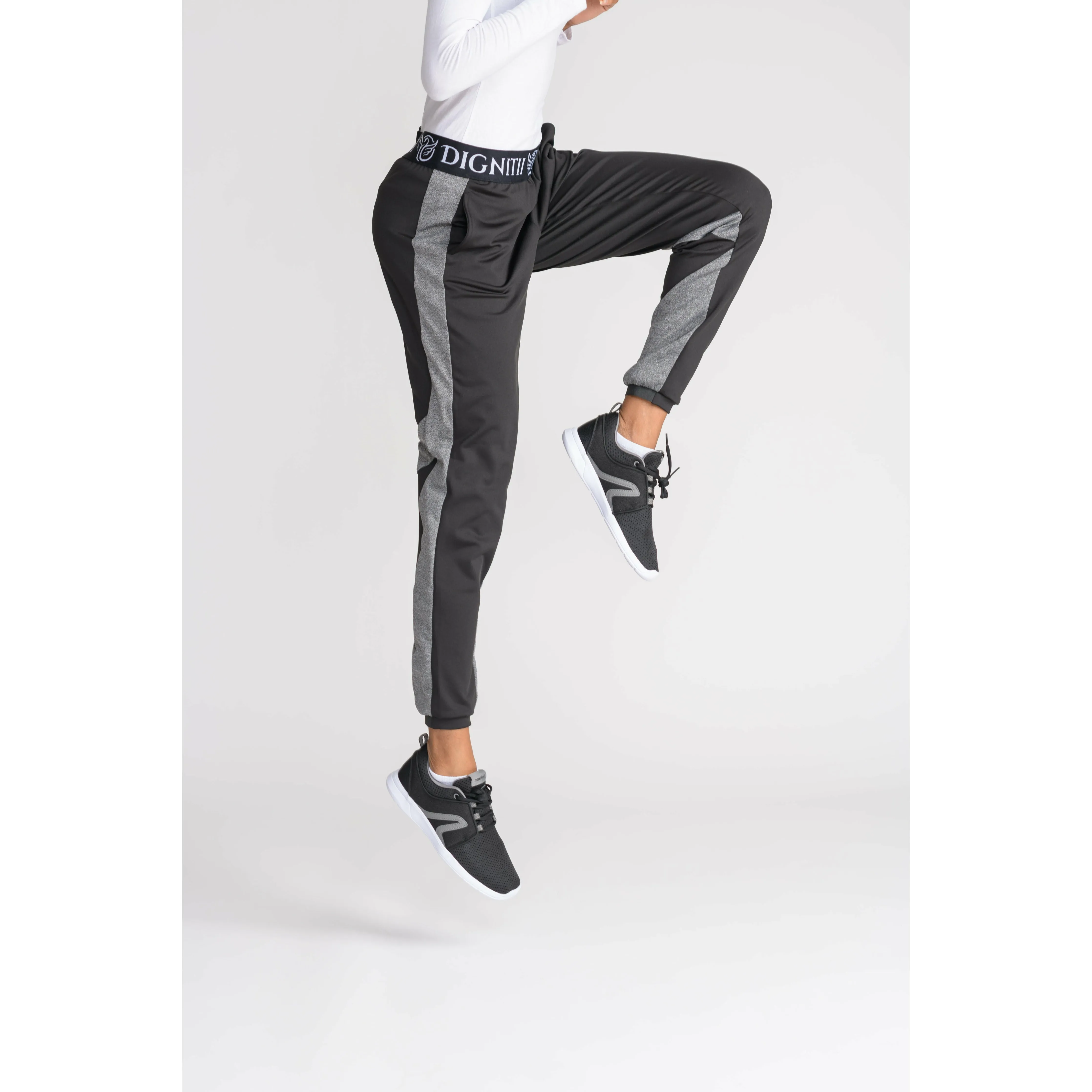 Tech Loose Leggings - Black & Grey Mesh -> Black Grey Mesh Tech Loose Leggings.