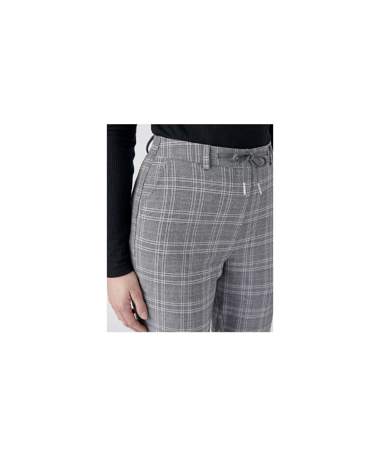 Check Tie-waist Trousers with Detail