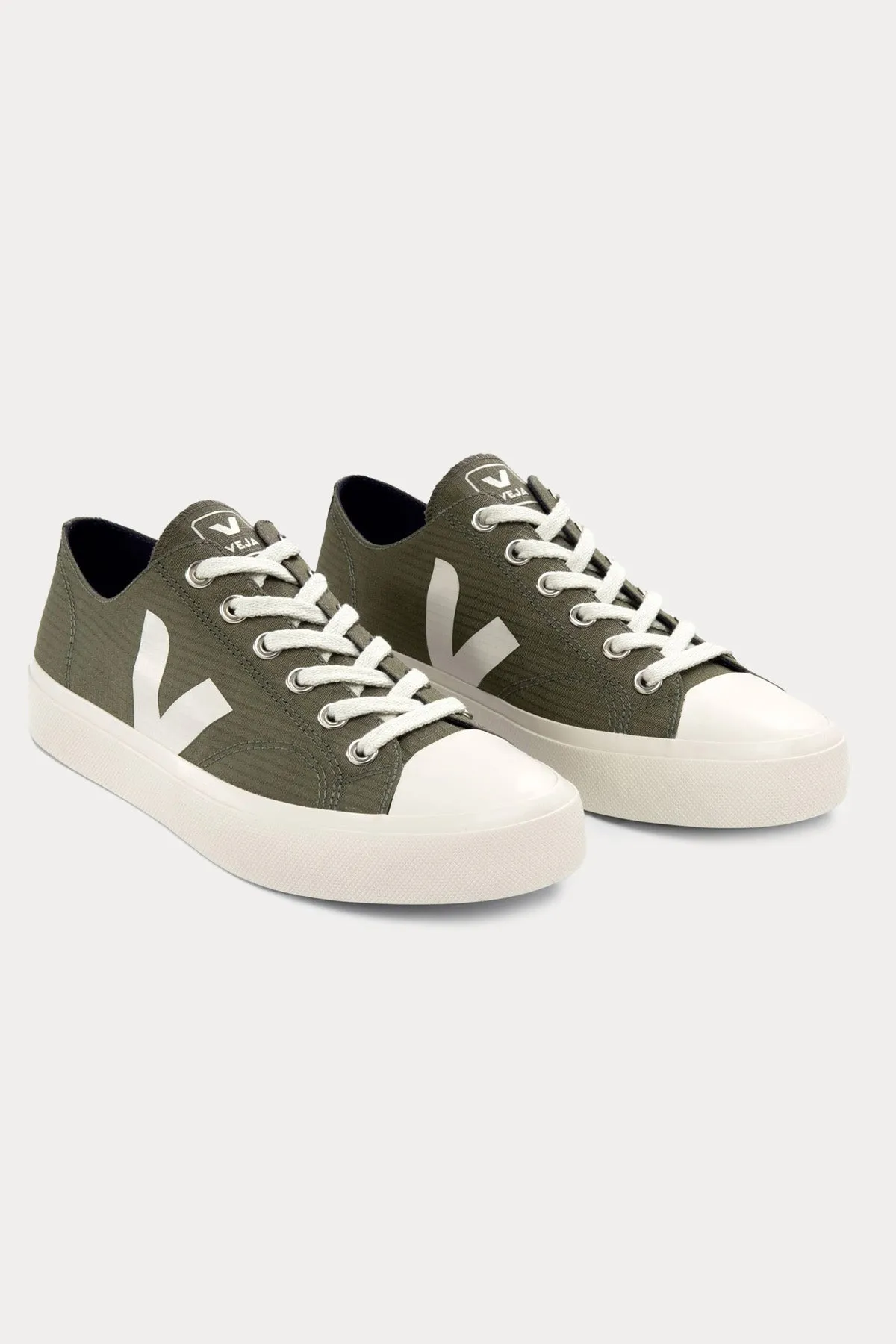 Veja Canvas Kuma Sneaker Shoes