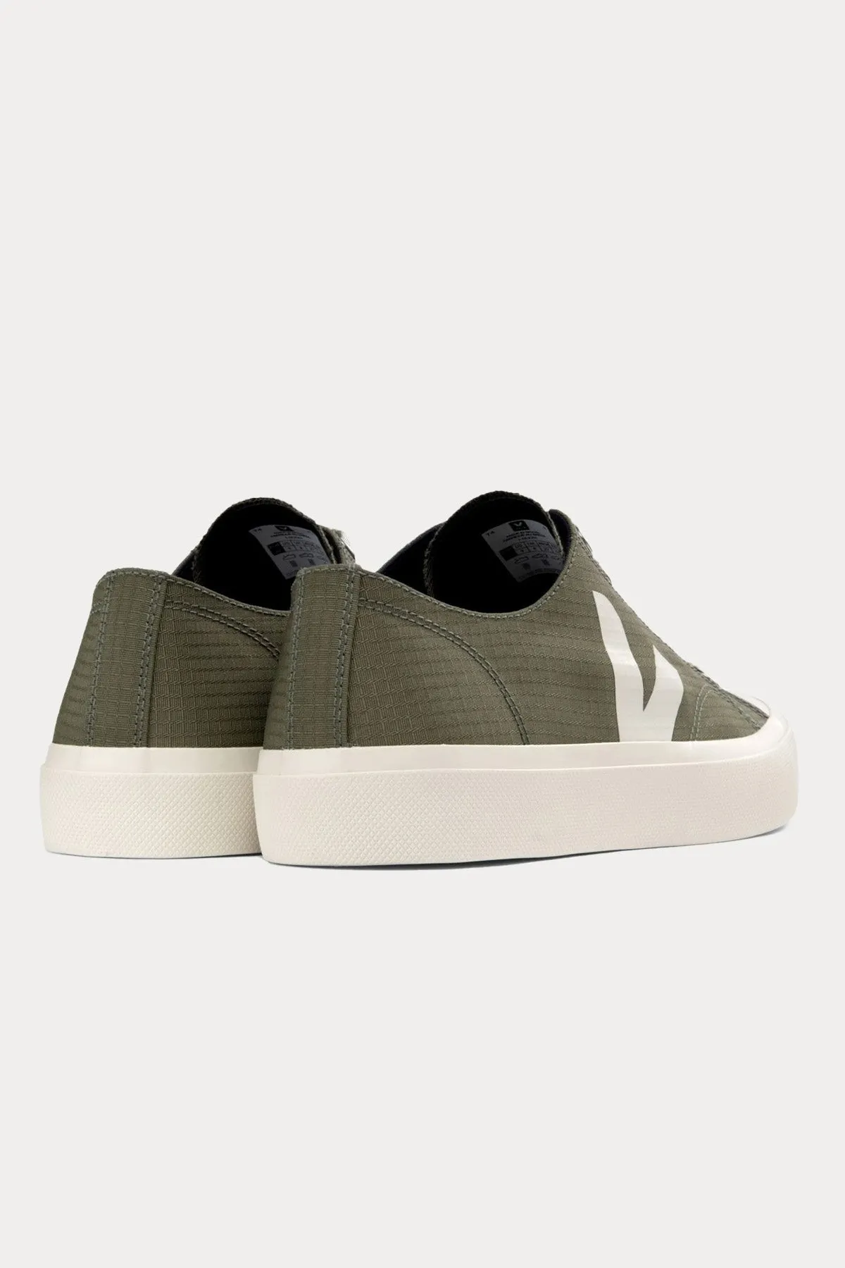 Veja Canvas Kuma Sneaker Shoes