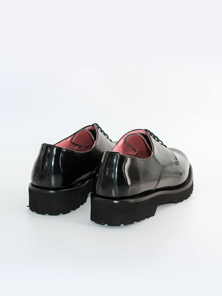 Zapatos de cordones de mujer modelo Estela piel antik negro